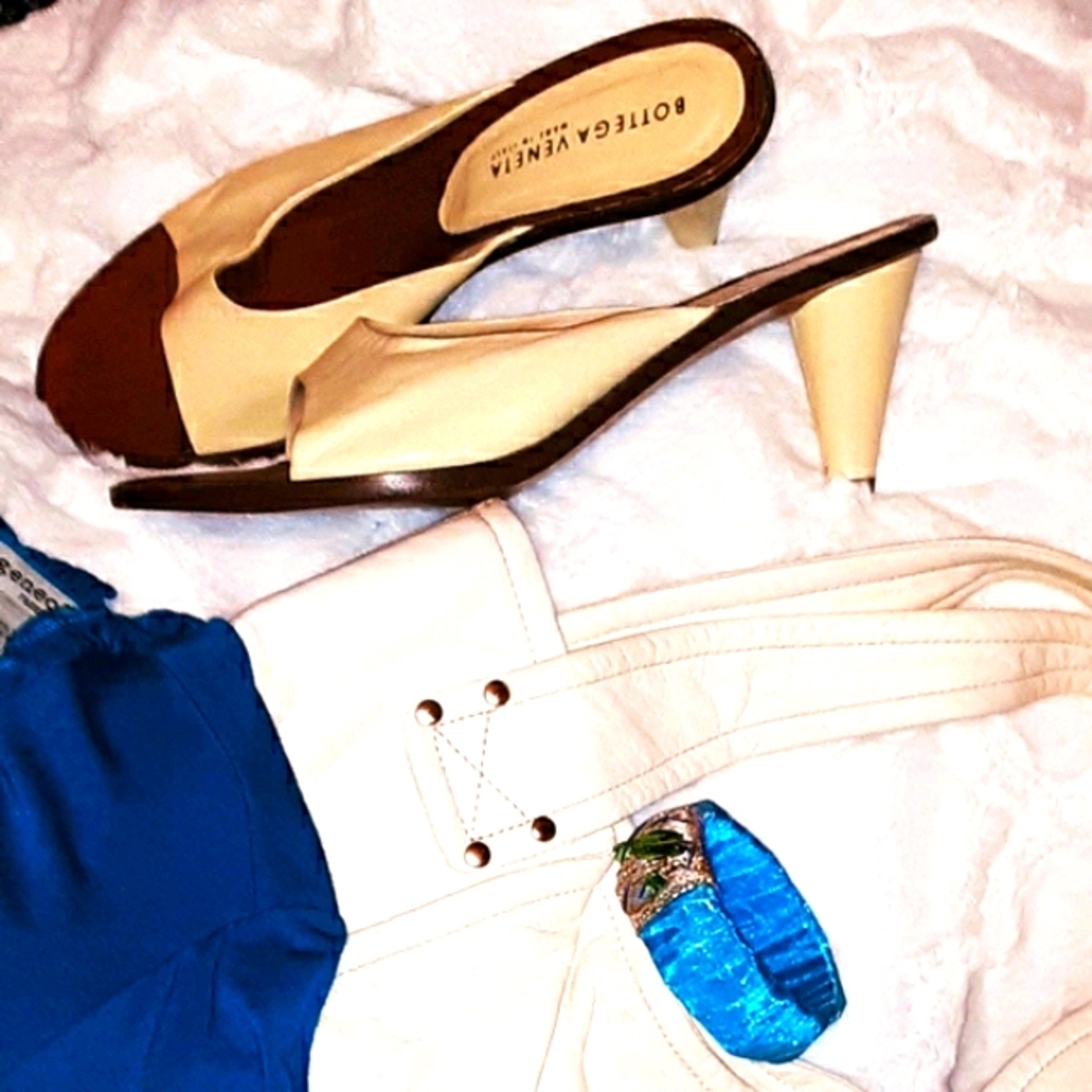 Bottega Veneta cream leather slip on heels